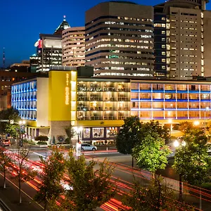 Staypineapple, Rose, Downtown 4* Portland
